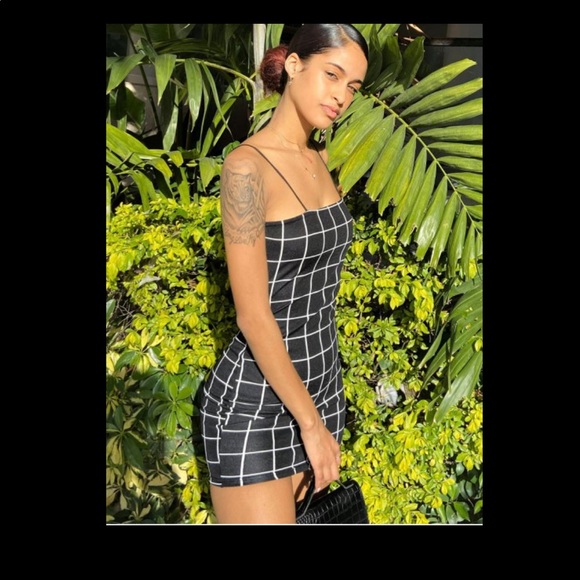 Zaful Dresses & Skirts - ☀️NWT Bodycon cami dress
